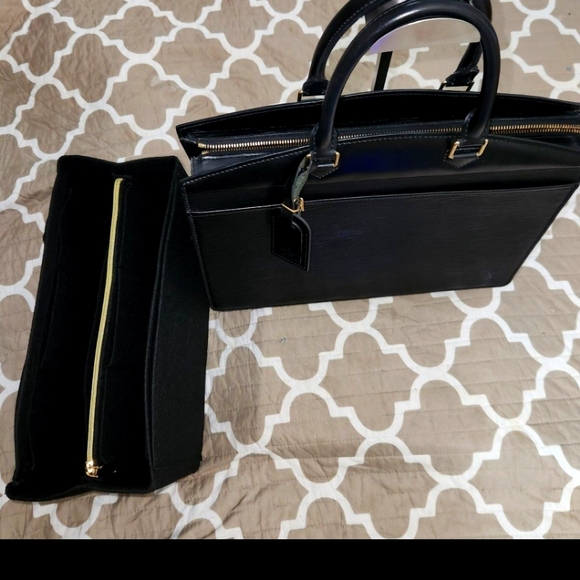 Louis Vuitton Professional Riviera Epi Black Bag DATE STAMPED MI0916 w/COA - Picture 12 of 13